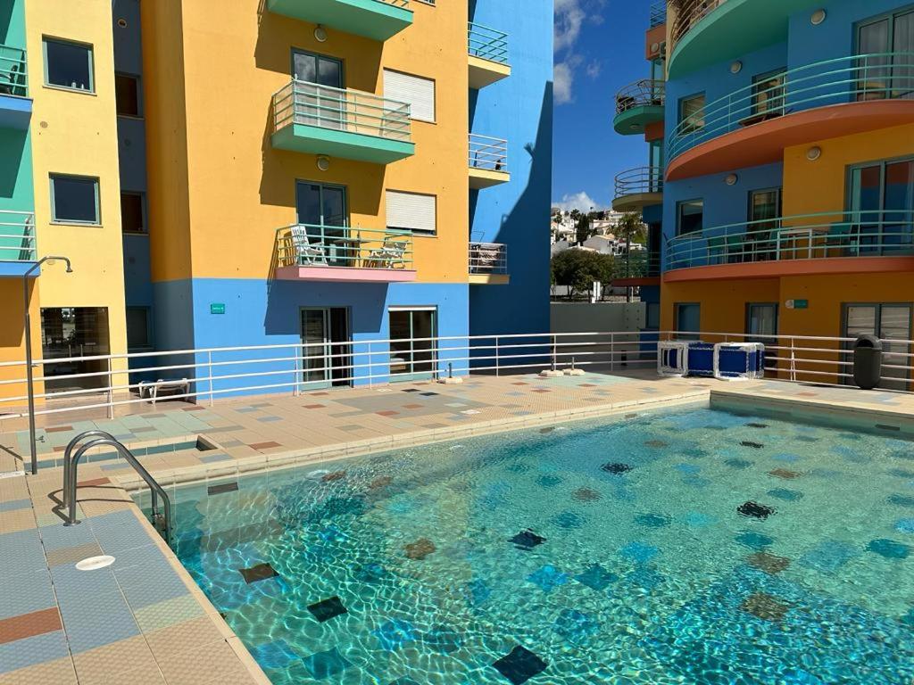 Marina De Albufeira T1 Ate 2 Pax Ou T2 Ate 6 Pax Com Piscina E Vista Marina Apartment Luaran gambar