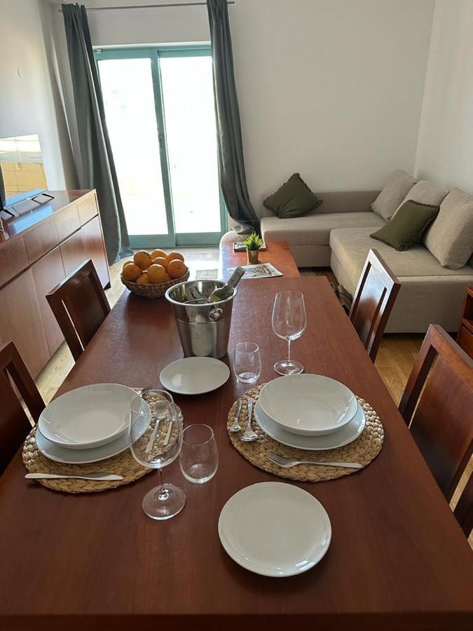 Marina De Albufeira T1 Ate 2 Pax Ou T2 Ate 6 Pax Com Piscina E Vista Marina Apartment Luaran gambar