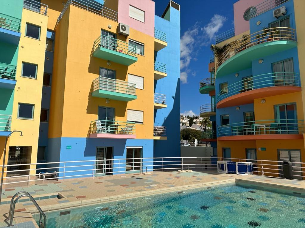 Marina De Albufeira T1 Ate 2 Pax Ou T2 Ate 6 Pax Com Piscina E Vista Marina Apartment Luaran gambar