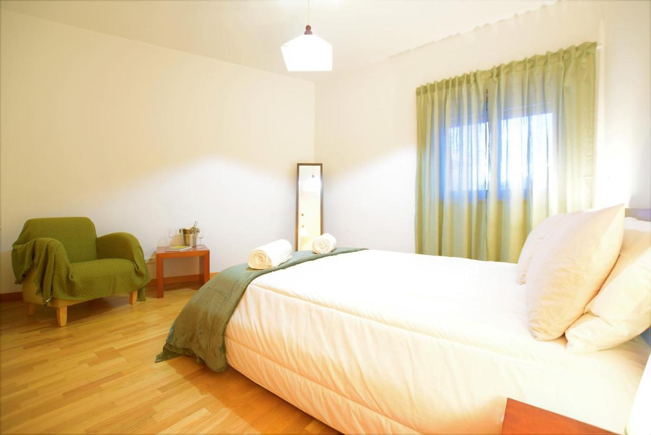 Marina De Albufeira T1 Ate 2 Pax Ou T2 Ate 6 Pax Com Piscina E Vista Marina Apartment Luaran gambar
